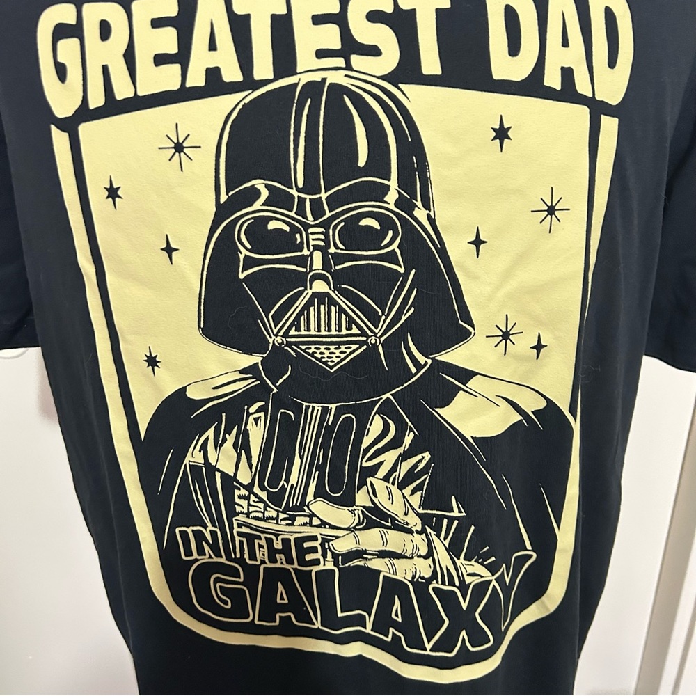5/$30 🎈 Mad engine Star Wars medium black darth vader dad tee - Picture 3 of 8